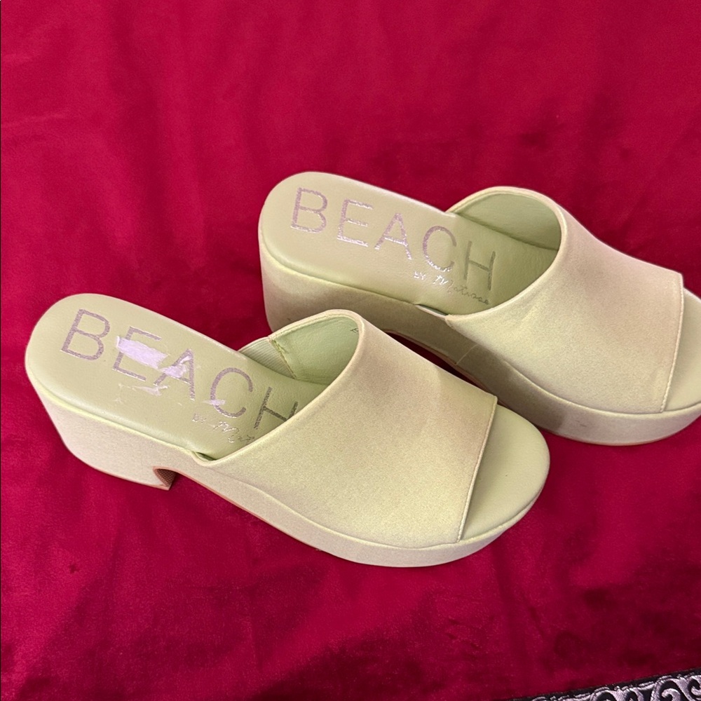 Beach Women's Lime Platform Sandals